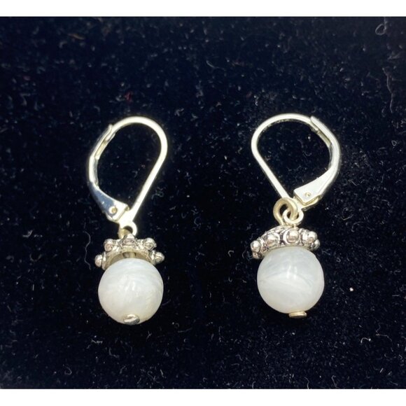 Avon Necklace Earrings Beaded Multi-Strand 14 Inches Pierced Silver White Lobste - Picture 5 of 5